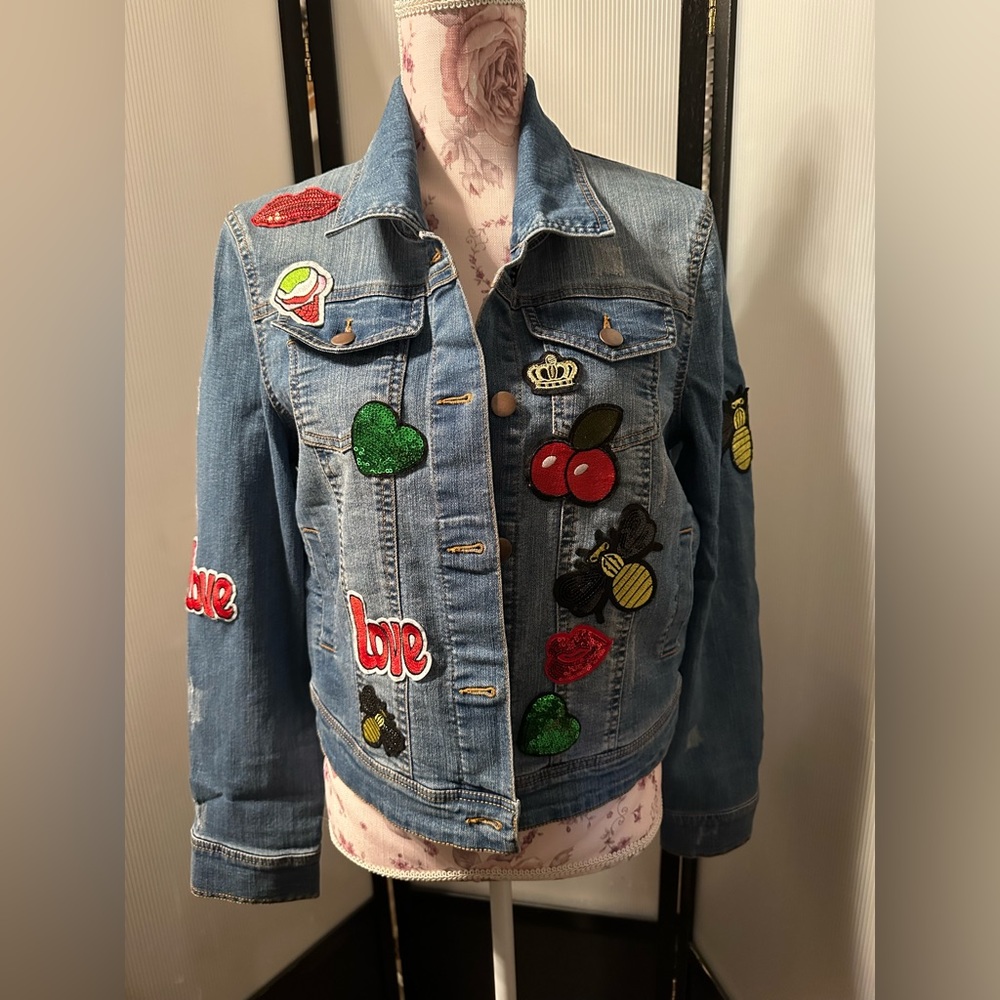 NWOT Fairchild Patch Trimmed Denim Jacket